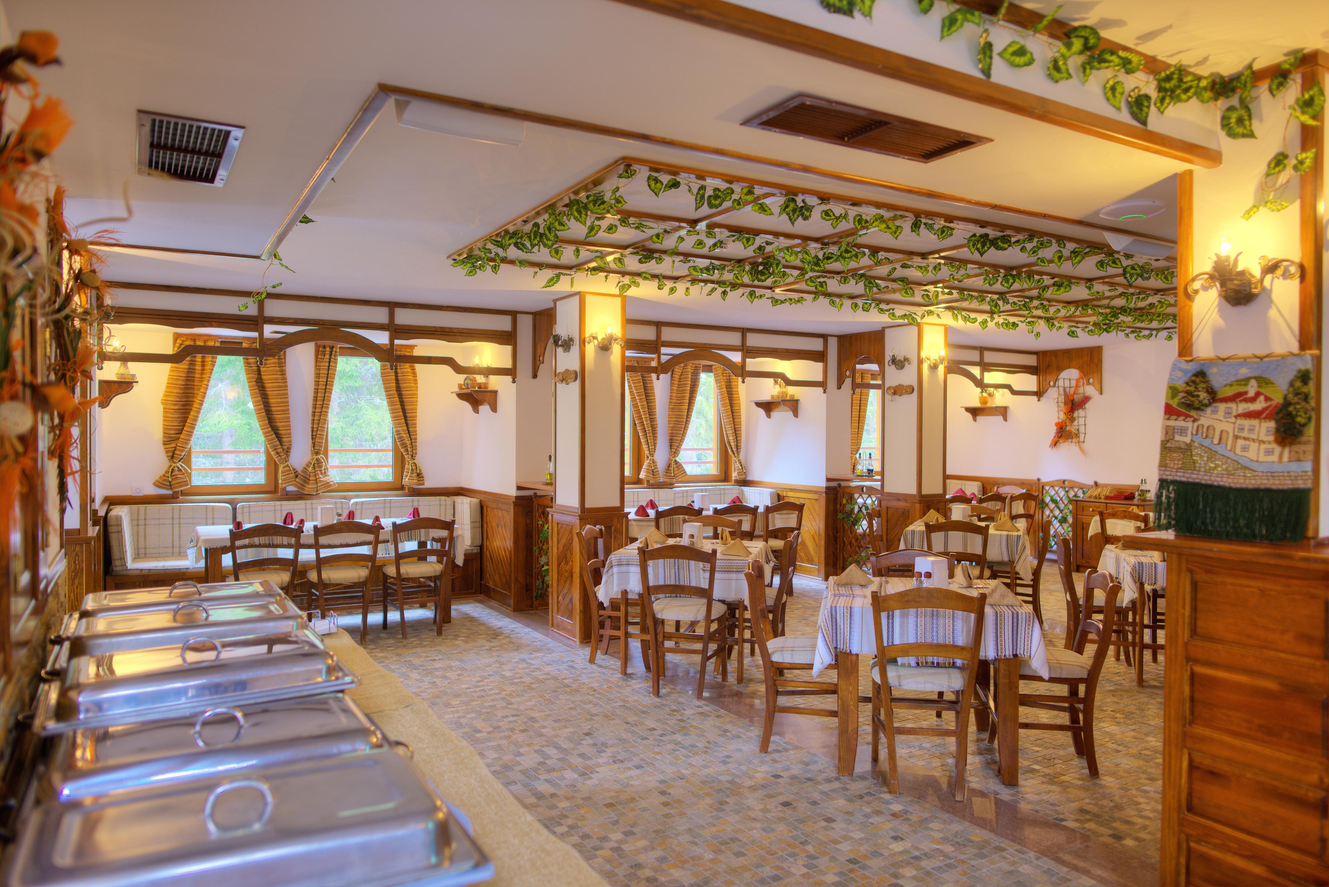 Mpm Family Hotel Merryan ปอมโปโรโว ภายนอก รูปภาพ